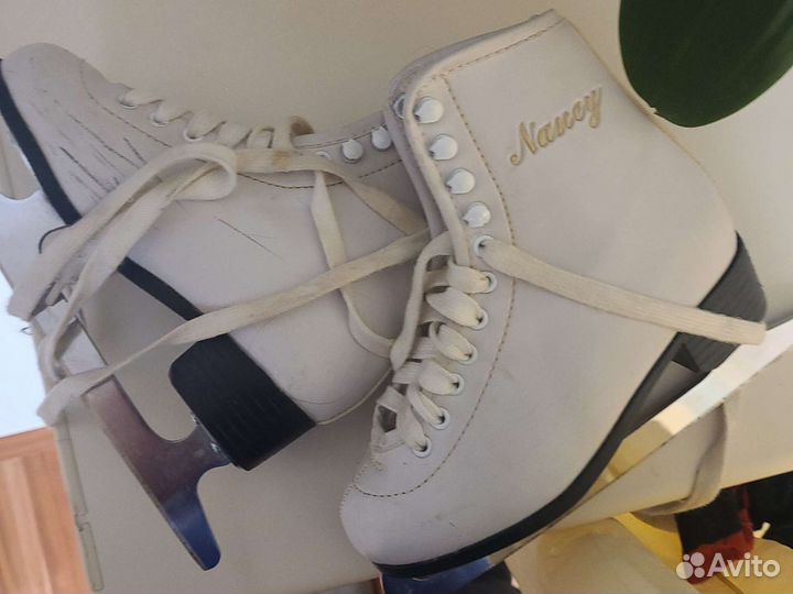 Коньки фигурные