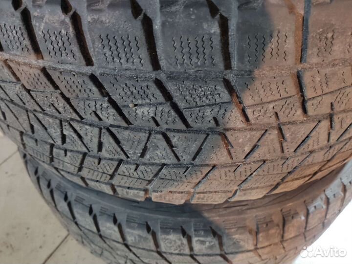 Bridgestone Blizzak VRX3 255/55 R18 109