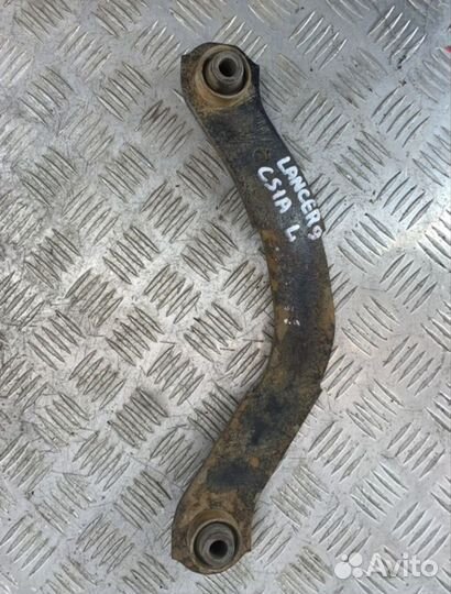 Рычаг поперечный задний верх Митсубиши Лансер 9