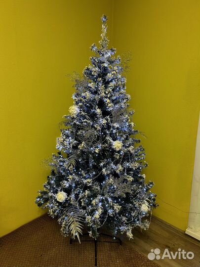 Новогодняя ель