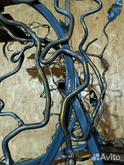 Кованные цветочницы