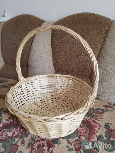 Корзина плетеная