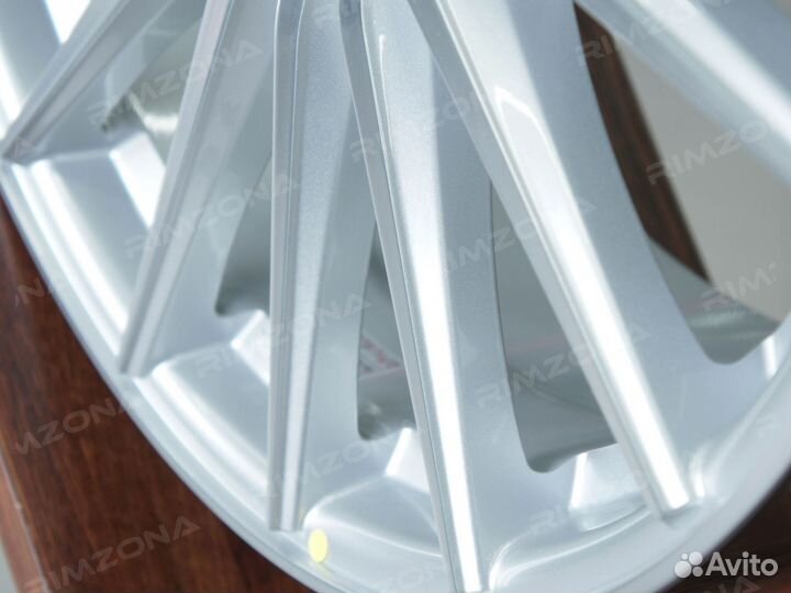 Литые диски Vossen R16 на Mazda. Арт474