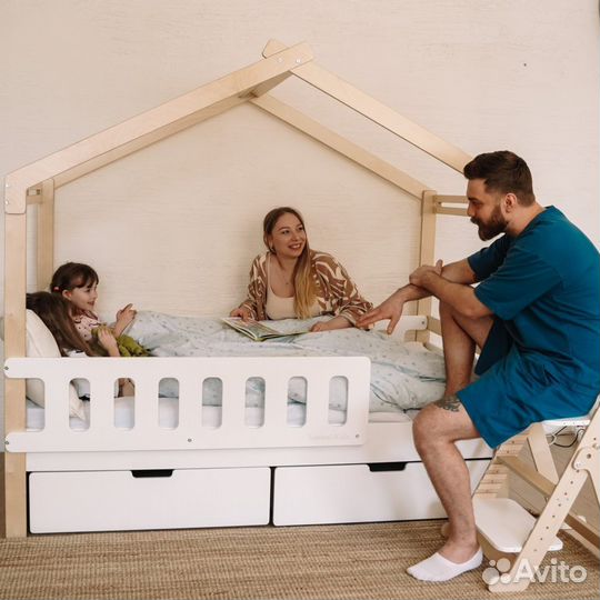 Детская Кровать Домик с ящиками