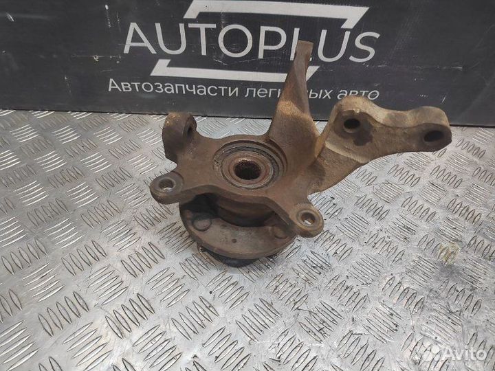 Поворотный кулак левый Hyundai Lantra 2 1.6