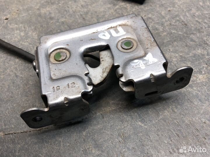 Замок концевик капота BMW X6