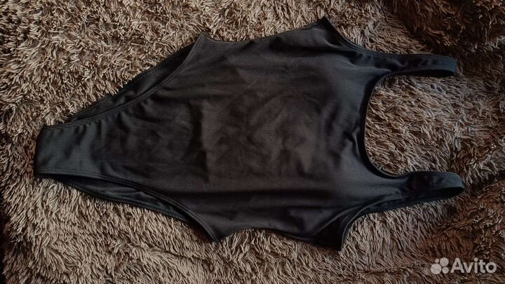 Купальник слитный