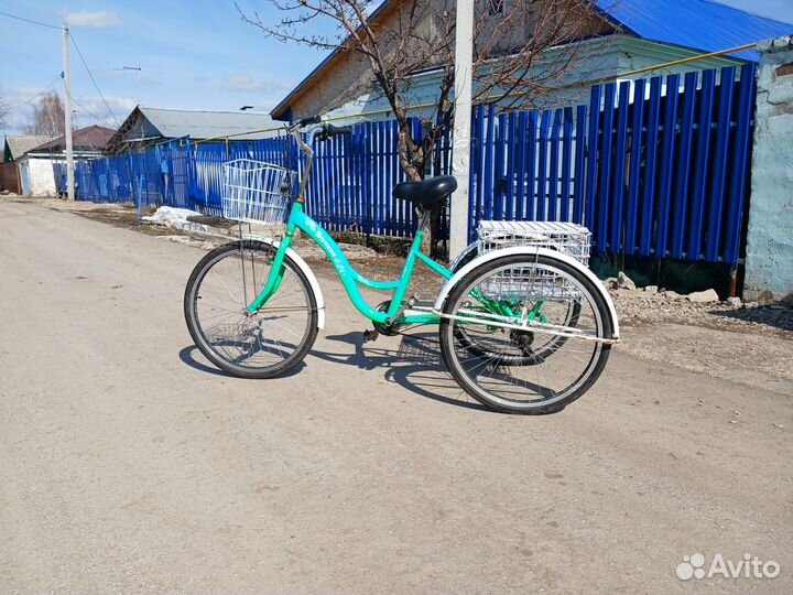 Велосипед взрослый трех колесный