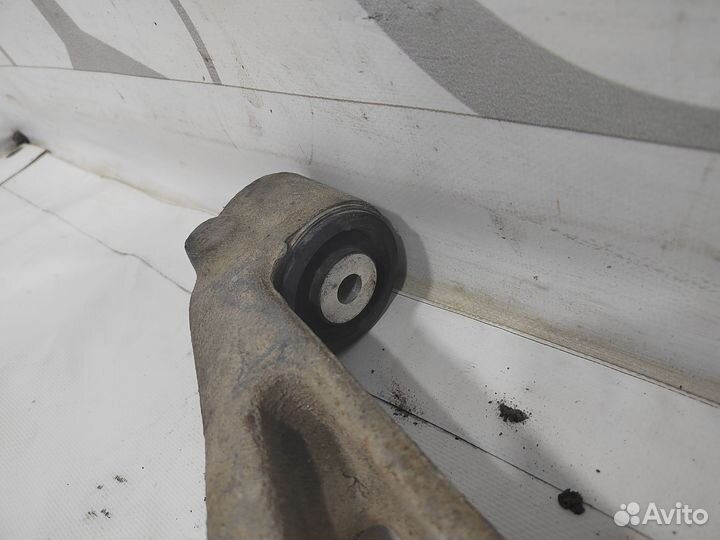 Рычаг передний правый нижний Mercedes W164