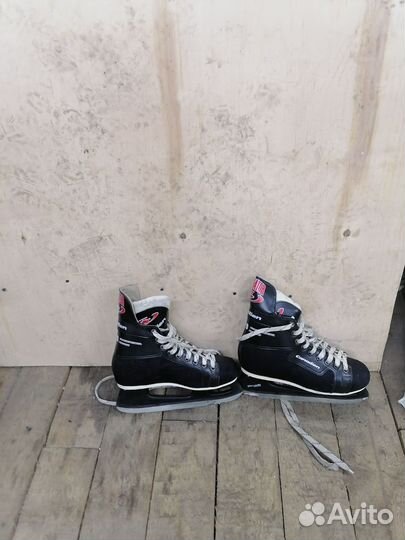Коньки хоккейные 42 размер
