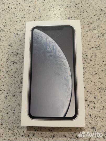 iPhone Xr, 64 ГБ