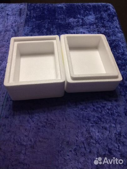 Контейнер из пенопласта