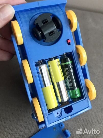 Паровозик Томас на батарейках