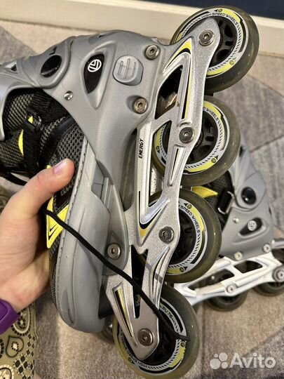 Коньки роликовые