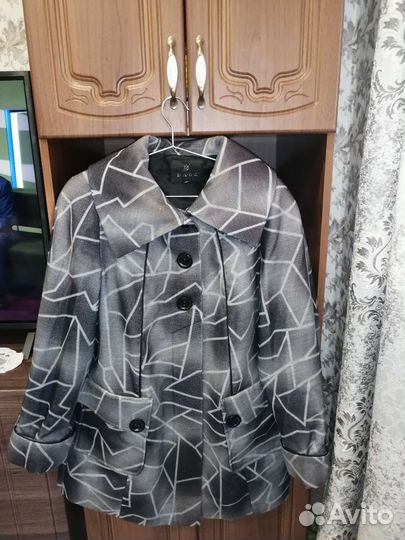 Пальто женское 52 размер