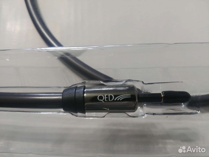 Оптический кабель QED7100 Performance Optical Mini