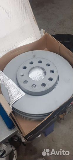 Тормозные диски zimmermann600.3221.20