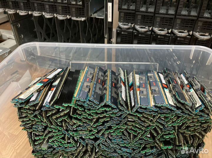 Серверная оперативная память 4GB PC3-10600R много