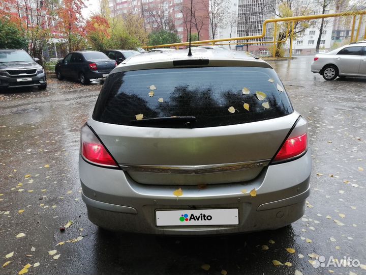 Opel Astra 1.8 AT, 2008, 240 010 км