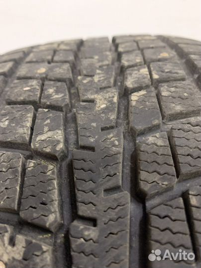 Dunlop SP Winter Ice 01 205/55 R16