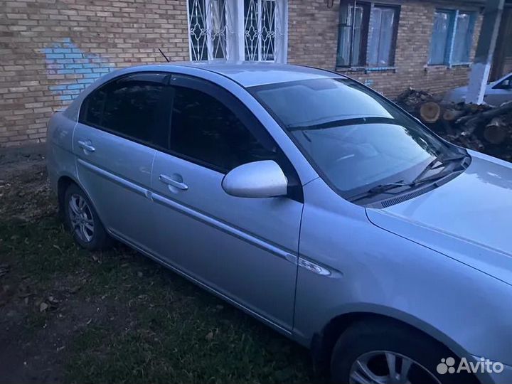 Дефлекторы окон Hyundai Verna (2005-2010)