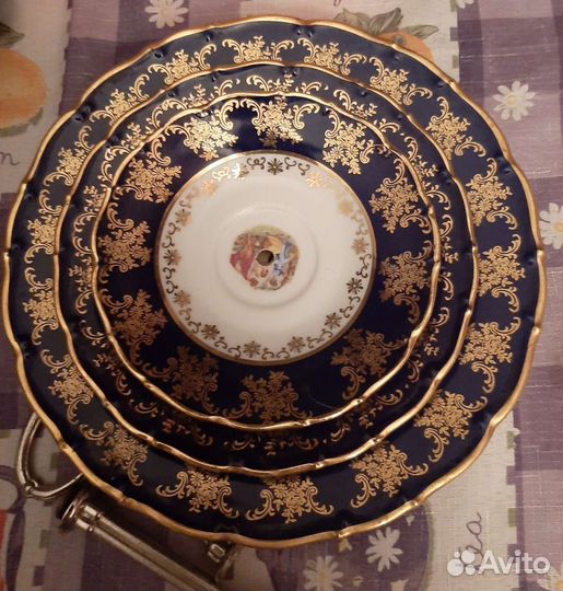 Конфетница фарфоровая кобальт и перламутр