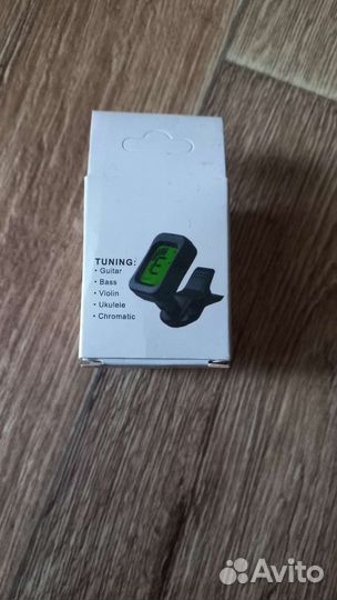 Цифровой тюнер для настройки гитары