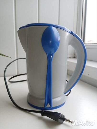 Электрочайник маленький 0,5 л