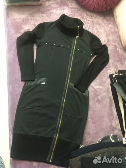 Платье на замке р44