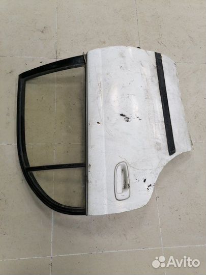 Дверь задняя правая Toyota Corona ST190