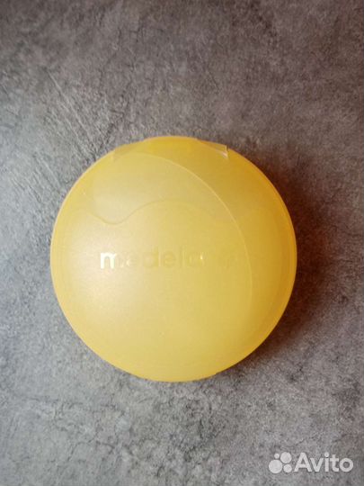 Накладки на грудь medela новые
