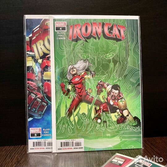 Комплект комиксов «Iron Cat» (#1-5)