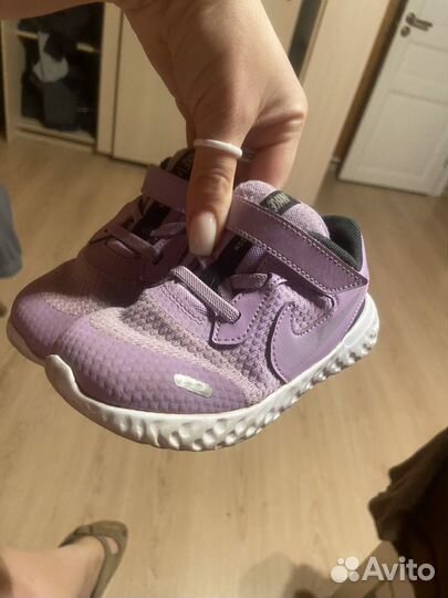 Кроссовки Nike 26 размер