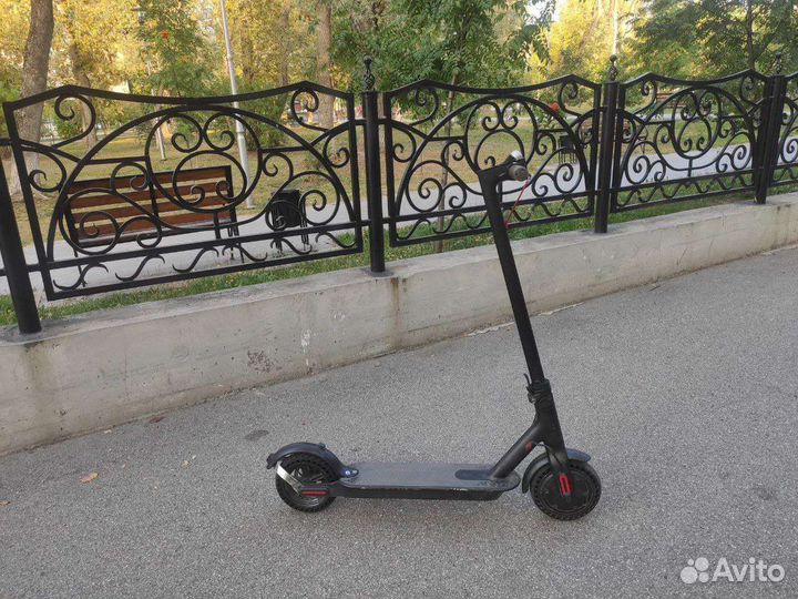 Электросамокат Xiaomi Mijia Electric Scooter M365