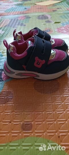 Кроссовки осень весна