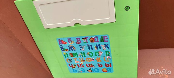 Детский столик