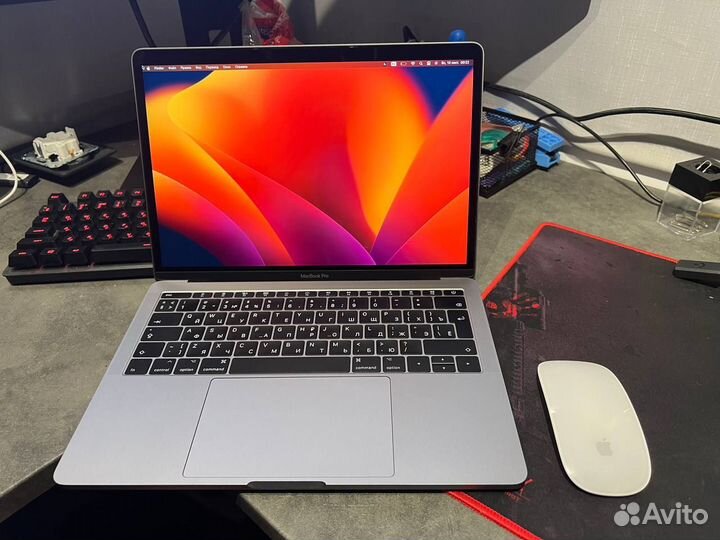 Ноутбук Apple MacBook Pro 13 A1708