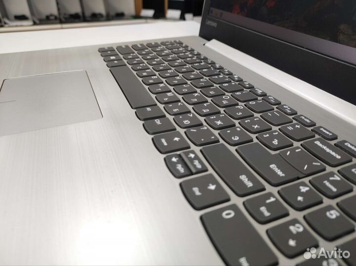 Свежий Lenovo на AMD A9-9420 Radeon 530 8Gb озу