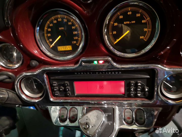 Харлей Давидсон, электричка, 2007 год