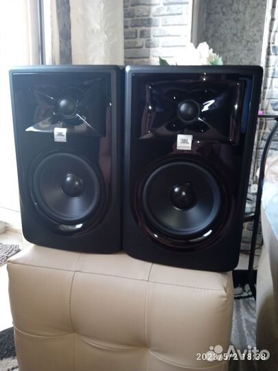 JBL 305P mkii Колонки(мониторы)
