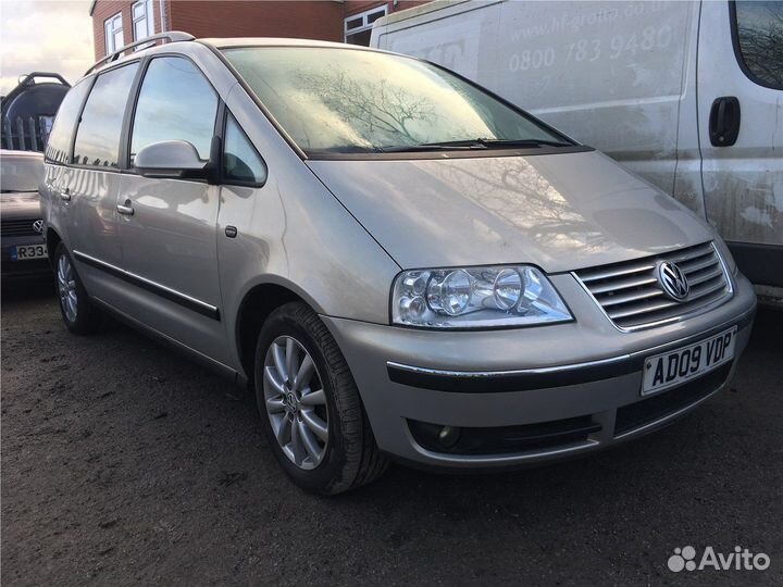 Разбор на запчасти Volkswagen Sharan