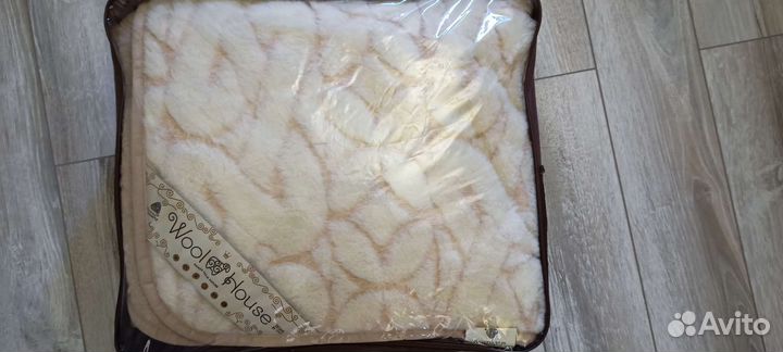 Одеяло- плед из овечьей шерсти