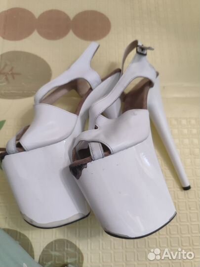 Босоножки стрипы тройки белые 38