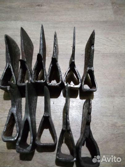 Топоры царских времён с дифектом в коллекцию форм
