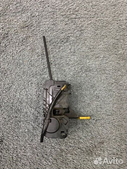 Замок капота Mercedes W117 W156 W176