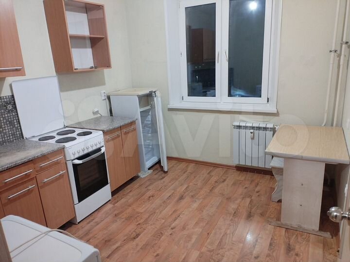 2-к. квартира, 57 м², 6/10 эт.