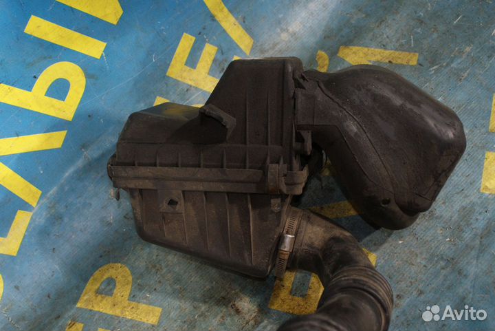 Корпус воздушного фильтра Kia Avella