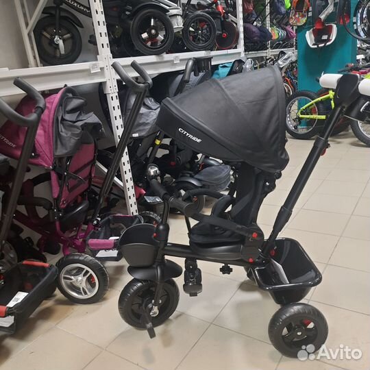 Трехколесный велосипед