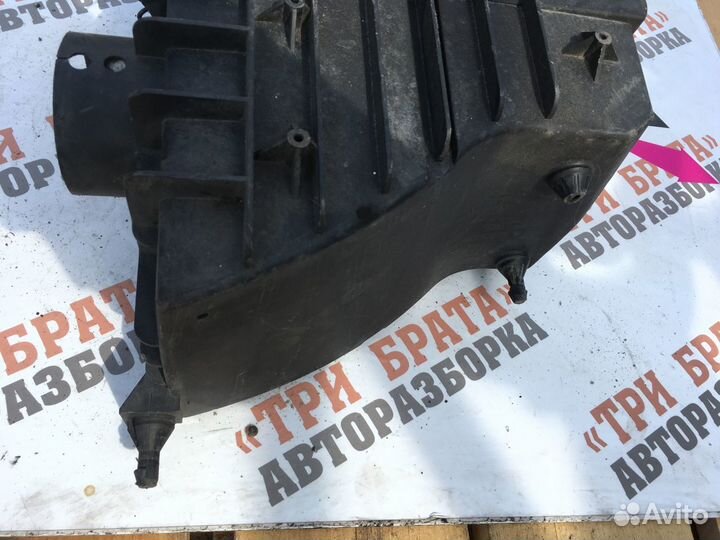 Форд Транзит Корпус воздушного фильтра