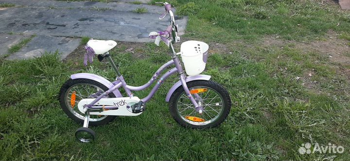 Велосипед детский для девочек в отличном состоянии